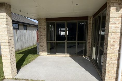 Photo of property in 51 Gandalf Crescent, Paraparaumu, 5032