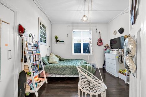 Photo of property in 78 Ngamotu Road, Spotswood, New Plymouth, 4310