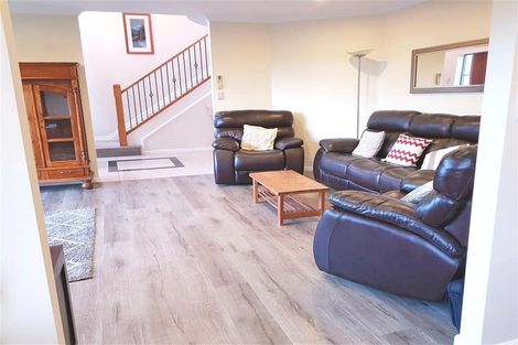 Photo of property in 40 Mahoney Drive, Albany, Auckland, 0632