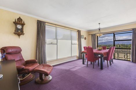 Photo of property in 17 Parry Crescent, Lake Hawea, 9382