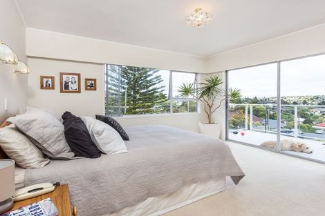 Photo of property in 35 John Davis Road, Mount Roskill, Auckland, 1041