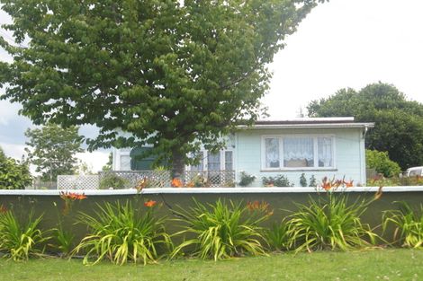 Photo of property in 6 Station Road, Te Puke, 3119