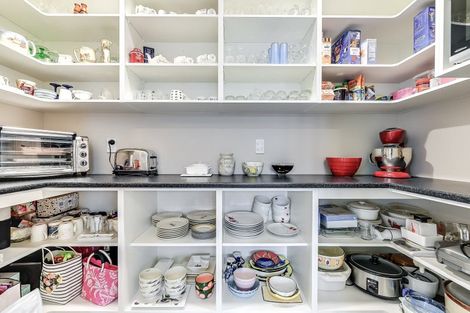 Photo of property in 12 Carlingford Rise, Dinsdale, Hamilton, 3204