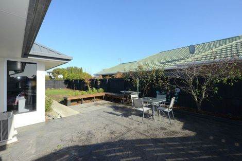 Photo of property in 49 Queenspark Drive, Parklands, Christchurch, 8083