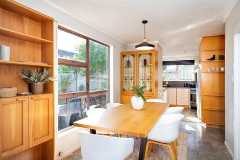 Photo of property in 25 Chester Street, Taradale, Napier, 4112