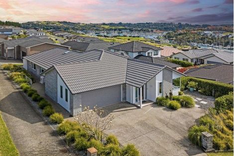 Photo of property in 16 Discovery Drive, Gulf Harbour, Whangaparaoa, 0930