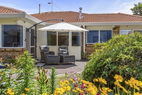 Photo of property in 37 Lotus Avenue, Mount Maunganui, 3116