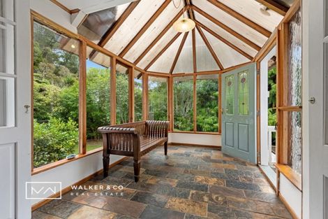 Photo of property in 4 Elmslie Road, Pinehaven, Upper Hutt, 5019