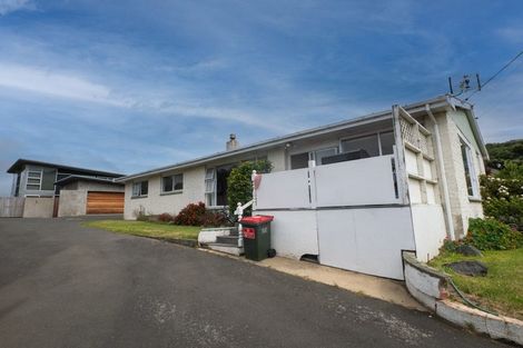 Photo of property in 41 Cliffs Road, Saint Clair, Dunedin, 9012