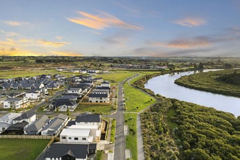 Photo of property in 80b Kahui Parade, Karaka, Papakura, 2113