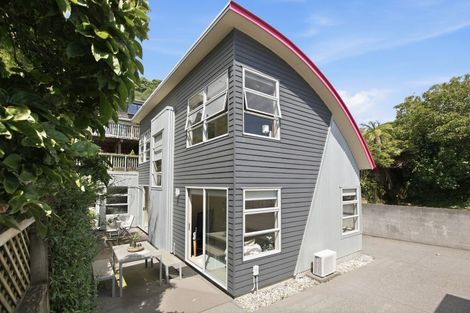 Photo of property in 32c Gilbert Street, New Plymouth, 4310