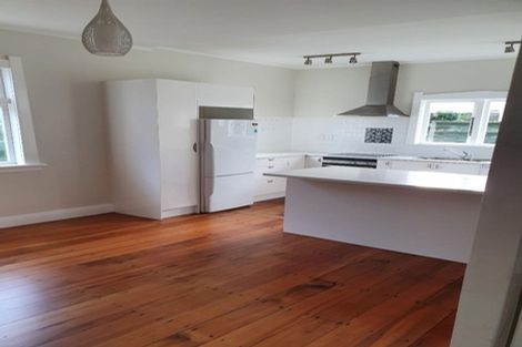 Photo of property in 22 Chamberlain Road, Karori, Wellington, 6012