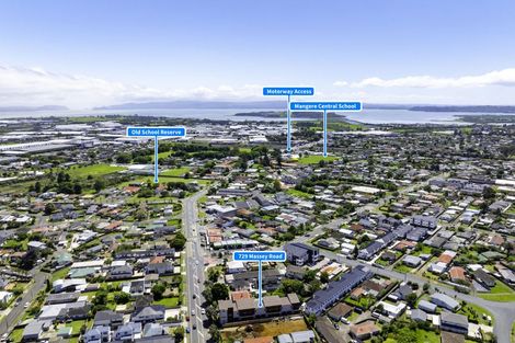 Photo of property in 729 Massey Road, Mangere, Auckland, 2022