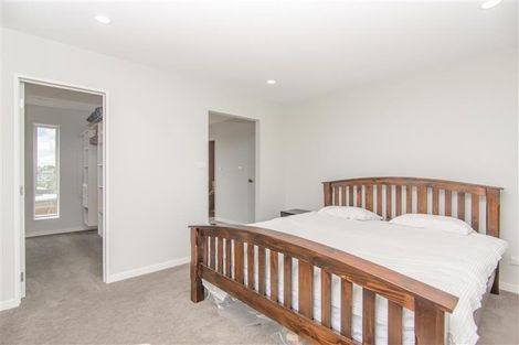 Photo of property in 2 Caldera Drive, Long Bay, Auckland, 0630