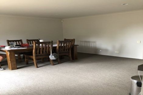 Photo of property in 7 Allerton Place, Wattle Downs, Auckland, 2103