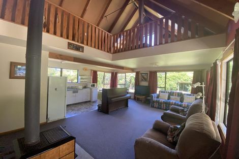 Photo of property in 1864 Takaka-collingwood Highway, Milnthorpe, Collingwood, 7182