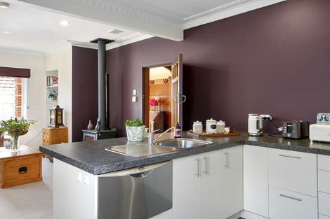 Photo of property in 135 Forfar Street, Clyde Hill, Dunedin, 9011