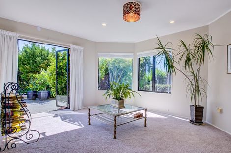 Photo of property in 25 Dallinger Street, St Andrews, Hamilton, 3200