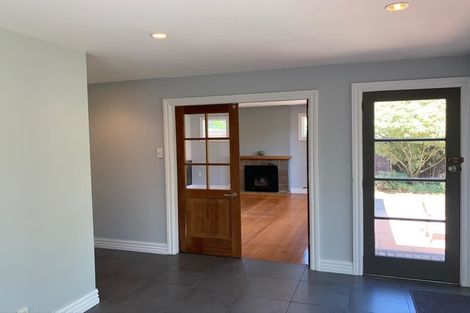 Photo of property in 57 Searells Road, Strowan, Christchurch, 8052