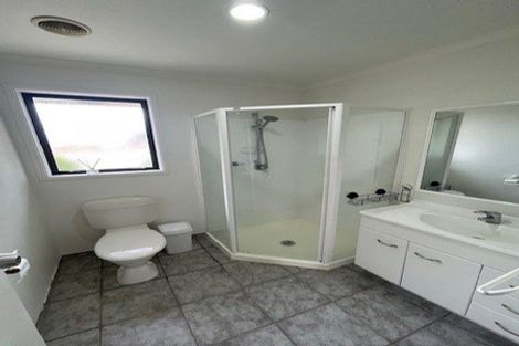 Photo of property in 26 Mackwell Road, Fairview Heights, Auckland, 0632