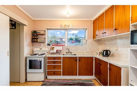 Photo of property in 1/17 Ballater Place, Highland Park, Auckland, 2010