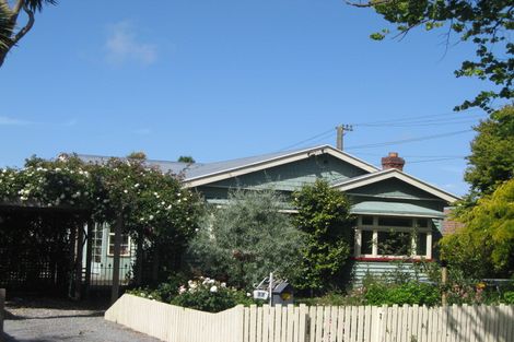 Photo of property in 17 Tainui Street, Somerfield, Christchurch, 8024