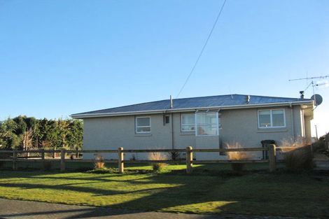 Photo of property in 6 Church Street, Winton, 9720