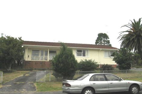 Photo of property in 1 Aplin Place, Birkdale, Auckland, 0626