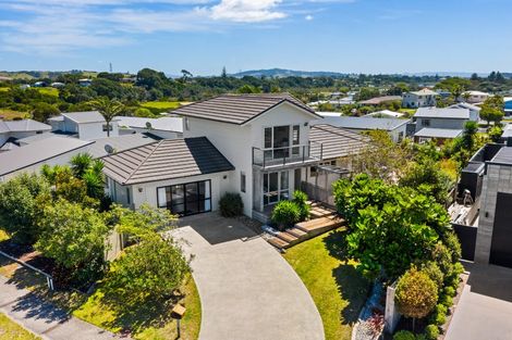 Photo of property in 43 Tuturu View, Ruakaka, 0116