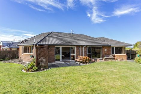 Photo of property in 21 Carmana Gardens, Rangiora, 7400