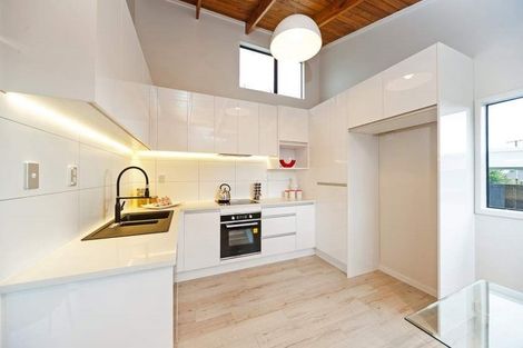 Photo of property in 1/3 Copley Street, New Lynn, Auckland, 0600