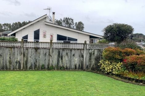 Photo of property in 12 Sarten Street, Waitara, 4320
