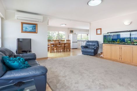 Photo of property in 35 John Davis Road, Mount Roskill, Auckland, 1041
