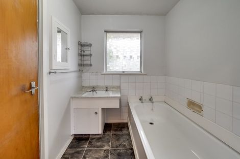 Photo of property in 216 Hendersons Road, Hoon Hay, Christchurch, 8025