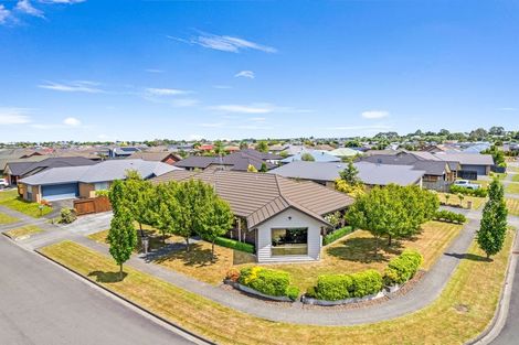 Photo of property in 47 Geneva Terrace, Kelvin Grove, Palmerston North, 4414