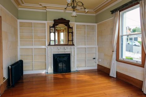 Photo of property in 1 Ure Street, South Hill, Oamaru, 9400