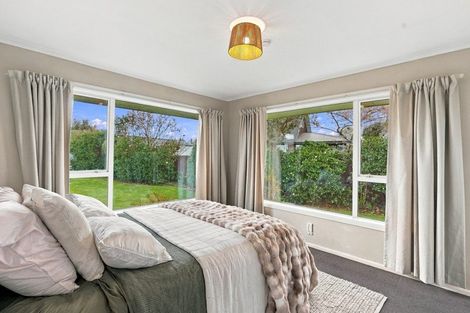 Photo of property in 34 Wychwood Crescent, Bishopdale, Christchurch, 8053