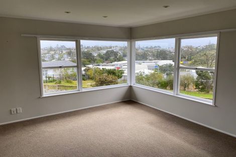 Photo of property in 28d Sunnynook Road, Sunnynook, Auckland, 0620