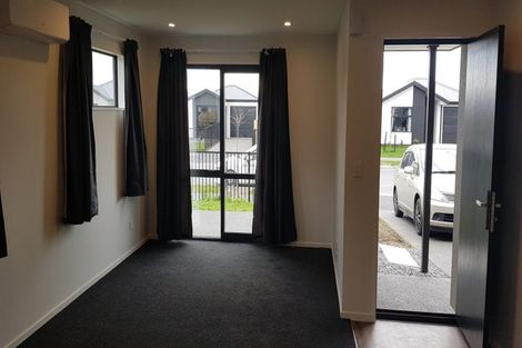 Photo of property in 8 Chrysolite Place, Belfast, Christchurch, 8051