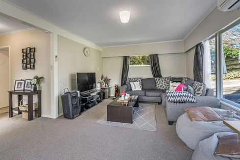 Photo of property in 12 Orsova Place, Lynfield, Auckland, 1042