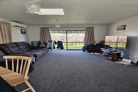 Photo of property in 273 Shakespeare Street, Leamington, Cambridge, 3432