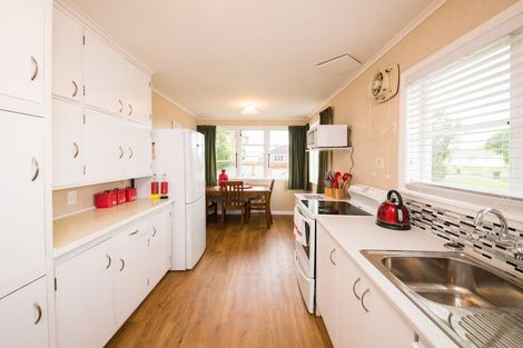Photo of property in 3 Wakefield Street, Awapuni, Palmerston North, 4412