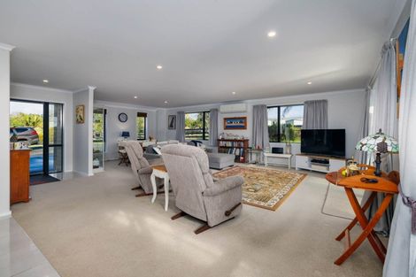 Photo of property in 14 Greenway Drive, Kerikeri, 0230