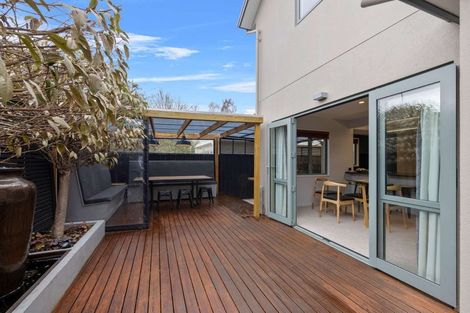 Photo of property in 3/218 Springfield Road, St Albans, Christchurch, 8014