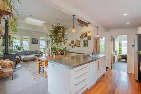 Photo of property in 2 Shackleton Terrace, Lyttelton, 8082