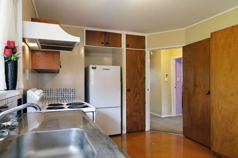 Photo of property in 67 Manhattan Heights, Glendene, Auckland, 0602