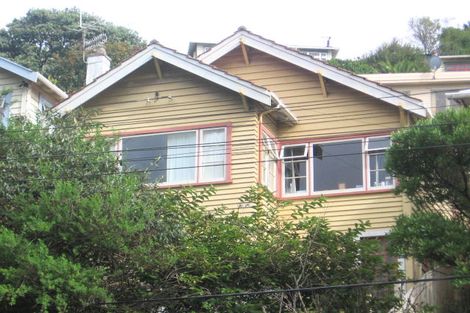 Photo of property in 200 Glenmore Street, Northland, Wellington, 6012