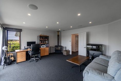 Photo of property in 33 Marama Avenue South, Otatara, Invercargill, 9879