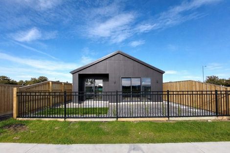 Photo of property in 28 Mcgrath Lane, Rangiora, 7400