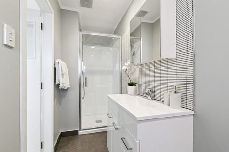 Photo of property in 132 Mairangi Road, Wilton, Wellington, 6012